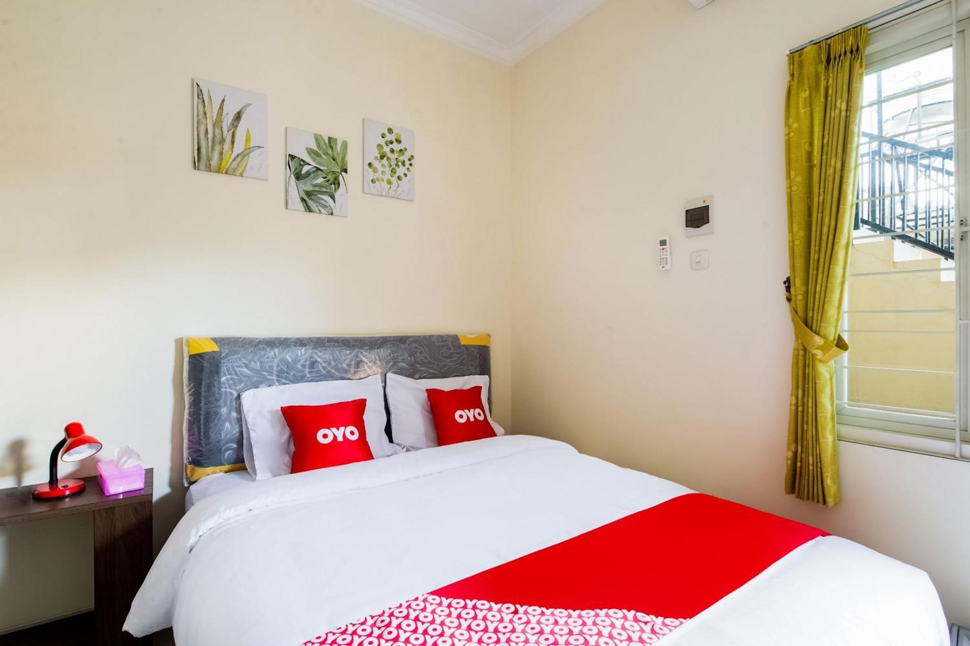 OYO 3398 Griya RM 19 Syariah Otel Surabaya Dış mekan fotoğraf